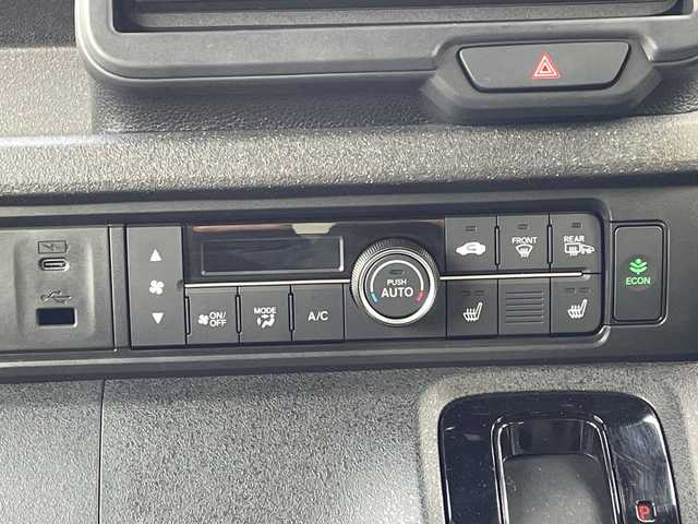 ホンダ Ｎ ＢＯＸ カスタム ターボ 長野県 2023(令5)年 1.5万km トワイライトミストブラックパール 禁煙車/4WD/純正ナビ//Bluetooth/CD/DVD/フルセグTV/USB入力端子(タイプCあり)/両側パワースライドドア/ハーフレザーシート/前席シートヒーター/ETC/純正AW15インチ/ホンダセンシング/・衝突軽減ブレーキ/・先行者発進お知らせ機能/・路外逸脱抑制機能/・レーダークルーズコントロール/アイドリングストップ/電動パーキングブレーキ/ブレーキホールド/パドルシフト/LEDヘッドライト/オートマチックハイビーム/プッシュスタート/スマートキー