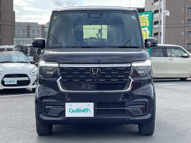 ホンダ Ｎ ＢＯＸ カスタム ターボ 長野県 2023(令5)年 1.5万km トワイライトミストブラックパール 禁煙車/4WD/純正ナビ//Bluetooth/CD/DVD/フルセグTV/USB入力端子(タイプCあり)/両側パワースライドドア/ハーフレザーシート/前席シートヒーター/ETC/純正AW15インチ/ホンダセンシング/・衝突軽減ブレーキ/・先行者発進お知らせ機能/・路外逸脱抑制機能/・レーダークルーズコントロール/アイドリングストップ/電動パーキングブレーキ/ブレーキホールド/パドルシフト/LEDヘッドライト/オートマチックハイビーム/プッシュスタート/スマートキー