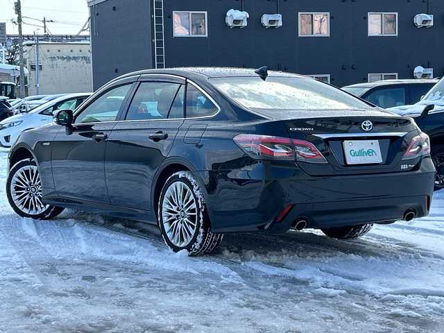 トヨタ クラウン ハイブリッド S Cパッケージ Four 道北・旭川 2019(令1)年 7.5万km プレシャスブラックパール /寒冷地仕様//4WD//禁煙車//純正ナビ/CD/DVD/SD/BT/USB/AUX/フルセグ//バックカメラ//レザーシート//シートヒーター//エアシート//前席パワーシート//トヨタセーフティセンス/PCS/BSM/RCTA//ドライブレコーダー//ミラーヒーター//フロントデアイサー//ハンドルヒーター//革巻きステアリング//ステアリングスイッチ//ビルトインETC2.0//パドルシフト//オートライト//LEDヘッドライト//フォグランプ//純正エンジンスターター//AC100V//ミラーウィンカー//保証書