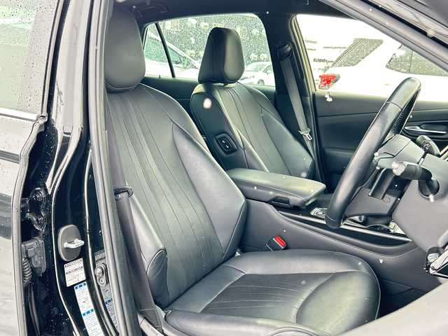 トヨタ クラウン ハイブリッド S Cパッケージ Four 道北・旭川 2019(令1)年 7.5万km プレシャスブラックパール /寒冷地仕様//4WD//禁煙車//純正ナビ/CD/DVD/SD/BT/USB/AUX/フルセグ//バックカメラ//レザーシート//シートヒーター//エアシート//前席パワーシート//トヨタセーフティセンス/PCS/BSM/RCTA//ドライブレコーダー//ミラーヒーター//フロントデアイサー//ハンドルヒーター//革巻きステアリング//ステアリングスイッチ//ビルトインETC2.0//パドルシフト//オートライト//LEDヘッドライト//フォグランプ//純正エンジンスターター//AC100V//ミラーウィンカー//保証書