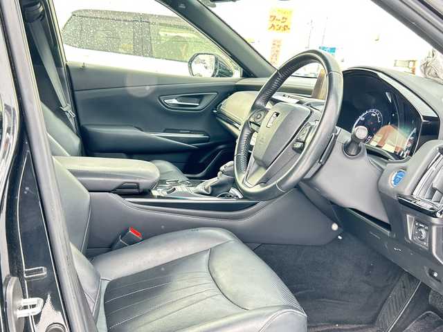 トヨタ クラウン ハイブリッド S Cパッケージ Four 道北・旭川 2019(令1)年 7.5万km プレシャスブラックパール /寒冷地仕様//4WD//禁煙車//純正ナビ/CD/DVD/SD/BT/USB/AUX/フルセグ//バックカメラ//レザーシート//シートヒーター//エアシート//前席パワーシート//トヨタセーフティセンス/PCS/BSM/RCTA//ドライブレコーダー//ミラーヒーター//フロントデアイサー//ハンドルヒーター//革巻きステアリング//ステアリングスイッチ//ビルトインETC2.0//パドルシフト//オートライト//LEDヘッドライト//フォグランプ//純正エンジンスターター//AC100V//ミラーウィンカー//保証書