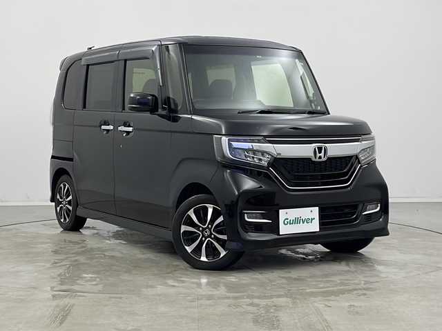 ホンダ Ｎ ＢＯＸ カスタム G L 新潟県 2018(平30)年 4万km クリスタルブラックパール ワンオーナー/ストラーダメモリナビ/　フルセグTV/Bluetooth/CD/DVD/片側パワースライドドア/バックモニター/ビルトインETC/LEDヘッドライト/アイドリングストップ/横滑り防止装置/オートリトラミラー/シーケンシャルウインカー/ステアリングスイッチ/禁煙車