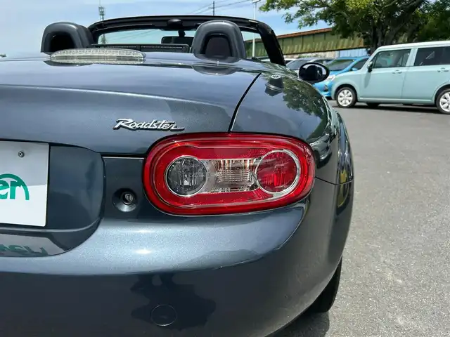マツダ ロードスター S RHT 静岡県 2010(平22)年 9.3万km メトロポリタングレーマイカ 純正メーカーナビ(C9A1)/　AM FM CD DVD HDD/ETC/HIDヘッドランプ/スマートキー2本/オートエアコン/フロントフォグランプ/純正フロアマット/取扱説明書/保証書/フルセグTV/リトラクタブルハードトップ/純正17インチアルミホイール