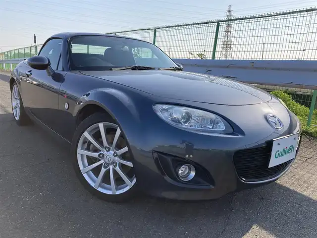 マツダ ロードスター S RHT 静岡県 2010(平22)年 9.3万km メトロポリタングレーマイカ アルパインナビ(BT/CD/DVD)/地上TV/ETC/クロームメッキ加飾HIDヘッドランプ/オートエアコン/革巻きステアリング/ステアリングスイッチ/ステンレススカッフプレート/純正17インチアルミホイール/アドバンストキーレスエントリー/イモビライザー