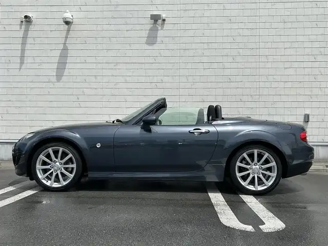 マツダ ロードスター S RHT 静岡県 2010(平22)年 9.3万km メトロポリタングレーマイカ 純正メーカーナビ(C9A1)/　AM FM CD DVD HDD/ETC/HIDヘッドランプ/スマートキー2本/オートエアコン/フロントフォグランプ/純正フロアマット/取扱説明書/保証書/フルセグTV/リトラクタブルハードトップ/純正17インチアルミホイール