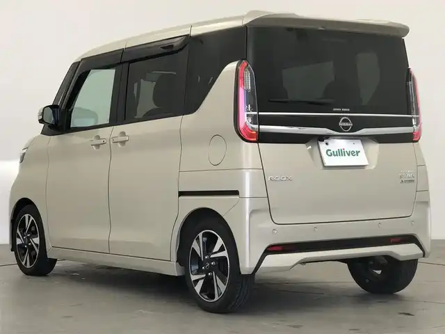 日産 ルークス HWS Gターボ プロパイロットED 愛知県 2024(令6)年 0.3万km フローズンバニラパール 日産純正9インチオリジナルナビゲーション/　　・CD/DVD/BT/フルセグ/アラウンドビューモニター/デジタルインナーミラー/ドライブレコーダー/ステアリングリモコン/ハンドルヒーター/シートヒーター/プロパイロット/　　・レーダークルーズコントロール/　　・レーンキープアシスト/両側パワースライドドア/ベンチシート/フルフラットシート/エアバック/　　・運転席/助手席/サイド/カーテン/後席サンシェード/スマートキー/スペアキー