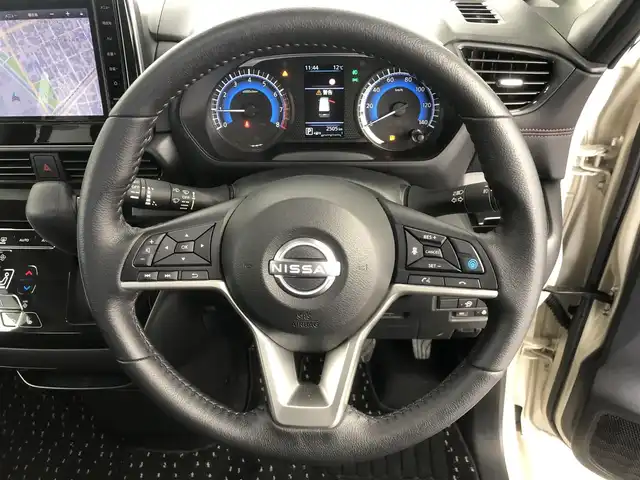 日産 ルークス HWS Gターボ プロパイロットED 愛知県 2024(令6)年 0.3万km フローズンバニラパール 日産純正9インチオリジナルナビゲーション/　　・CD/DVD/BT/フルセグ/アラウンドビューモニター/デジタルインナーミラー/ドライブレコーダー/ステアリングリモコン/ハンドルヒーター/シートヒーター/プロパイロット/　　・レーダークルーズコントロール/　　・レーンキープアシスト/両側パワースライドドア/ベンチシート/フルフラットシート/エアバック/　　・運転席/助手席/サイド/カーテン/後席サンシェード/スマートキー/スペアキー