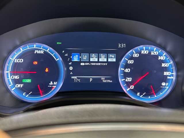 トヨタ クラウン ハイブリッド RS 宮城県 2018(平30)年 9.6万km ホワイトパールクリスタルシャイン トヨタセーフティセンス/・クリアランスソナー/・プリクラッシュセーフティー/・リヤクロストラフィックアラート/・ブラインドスポットモニター/・レーンディパーチャーアラート/・レーダークルーズコントロール/・アダプティブハイビームシステム/純正SDナビ/フルセグTV/DVD、Bluetooth、AUX、USB接続/D席N席シートヒーター/ハンドルヒーター/パワーシート/純正ビルドインETC/純正ドライブレコーダー/LEDヘッドライト/純正アルミホイール/純正フロアマット