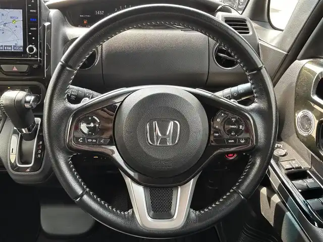 ホンダ Ｎ ＢＯＸ 兵庫県 2020(令2)年 3.2万km プラチナホワイトパール 純正8インチプレミアムインターナビ（VXu-207NBi）/ＤＶＤ/ＣＤ/フルセグ/ＢＴ　/純正前後ドライブレコーダー/ホンダセンシング/パドルシフト/オートライト/ビルトインＥＴＣ/両側パワースライドドア/ハーフレザーシート/前席シートヒーター/ウィンカーミラー/LEDヘッドライト/ステアリングスイッチ/純正フロアマット/１５インチ純正アルミホイール