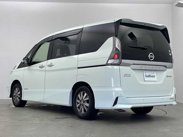 日産 セレナ e－パワー ハイウェイスター V 鹿児島県 2018(平30)年 3.6万km ミントホワイトP 純正SDナビ/(BT/CD/DVD/AM/FM/フルセグTV)/プロパイロット/エマージェンシーブレーキ/アラウンドビューモニター/前後コーナーセンサー/両側パワースライドドア/パーキングアシスト/アイドリングストップ/前方ドライブレコーダー/電動パーキングブレーキ/オートホールド/ETC/純正フリップダウンモニター/ウォークスルー/3列シート/前席シートヒーター/純正15インチアルミホイール/純正フロアマット/純正LEDヘッドライト/保証書/取扱説明書