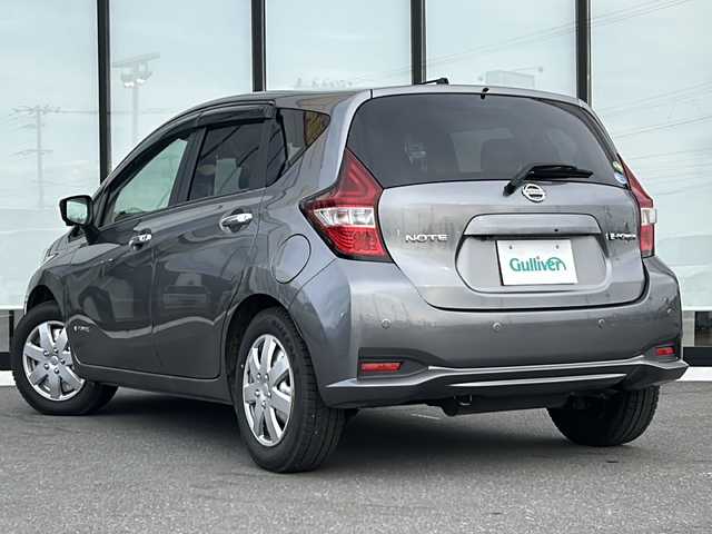 日産 ノート e－パワーX FOUR Vセレ 山形県 2020(令2)年 3.5万km ダークメタルグレー ４WD/レーダークルーズコントロール/スマートキー/ETC/社外ナビ/（AM/FM/Bluetooth）/HIDヘッドライト/社外フロアマット/フロントフォグ/ステアリングスイッチ/ドアバイザー/電動格納ミラー