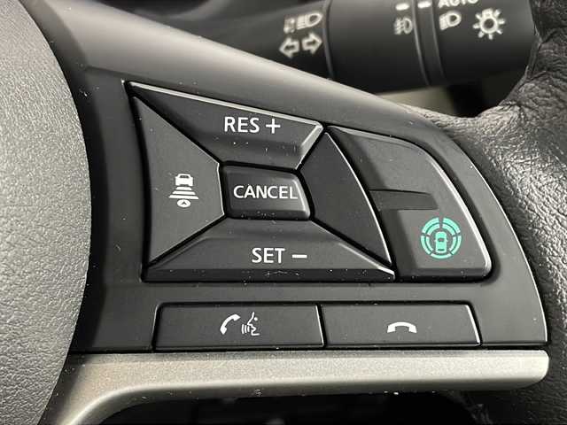 三菱 デリカミニ G プレミアム 新潟県 2024(令6)年 1.2万km 緑Ⅱ 4WD/社外SDナビ【AVIC-R6720】/(CD・DVD・フルセグ・BT・SD・iPod・AUX・FM・AM)/バックカメラ/全方位カメラ/プッシュスタート/ダウンヒルアシスト/両側パワースライドドア/ステアリングヒーター/シートヒーター/LEDヘッドライト/オートライト/ルーフレール/ステアリングスイッチ/社外フロアマット/電格ウィンカーミラー/保証書/取扱説明書