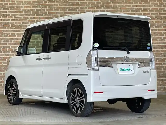 ダイハツ タント カスタム RS トップED SAⅡ 岩手県 2015(平27)年 3.3万km パールホワイトⅢ ４WD/両側パワースライドドア/ターボ/スマートアシスト/衝突被害軽減ブレーキ/レーンアシスト/横滑り防止装置/純正ナビ（Bluetooth CD DVD フルセグ USB）/バックカメラ/ドライブレコーダー/LEDヘッドライト/ステアリングスイッチ/純正１５インチアルミホイール/オートライト/オートエアコン/フォグランプ/ベンチシート/ロールサンシェード