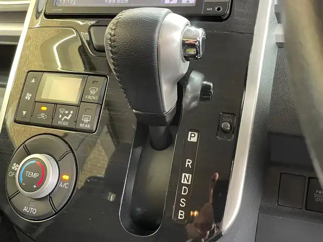 ダイハツ タント カスタム RS トップED SAⅡ 岩手県 2015(平27)年 3.3万km パールホワイトⅢ ４WD/両側パワースライドドア/ターボ/スマートアシスト/衝突被害軽減ブレーキ/レーンアシスト/横滑り防止装置/純正ナビ（Bluetooth CD DVD フルセグ USB）/バックカメラ/ドライブレコーダー/LEDヘッドライト/ステアリングスイッチ/純正１５インチアルミホイール/オートライト/オートエアコン/フォグランプ/ベンチシート/ロールサンシェード