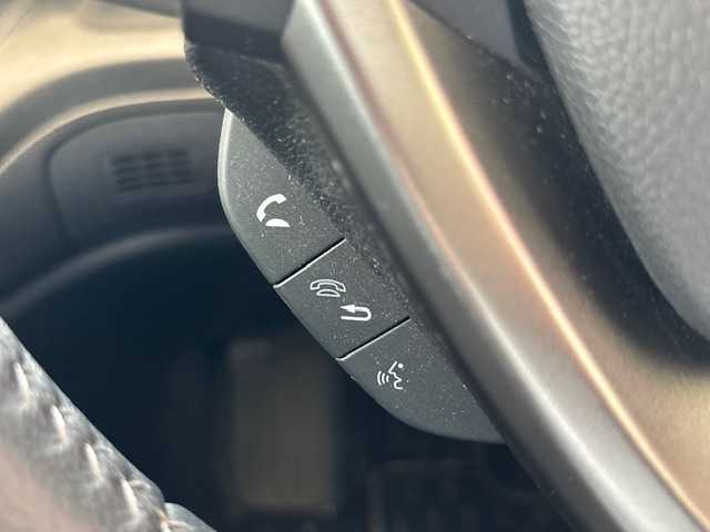 ホンダ フリード G ホンダセンシング 埼玉県 2020(令2)年 5.4万km プラチナホワイトパール ホンダセンシング/純正SDナビ/　　CD/DVD/BT/フルセグ/バックカメラ/両側パワースライドドア/レーダークルーズコントロール/LEDオートライト/ハーフレザーシート/シートヒーター/純正15インチアルミホイール/ステアリングスイッチ/アイドリングストップ/USBポート/ビルトインETC/禁煙車