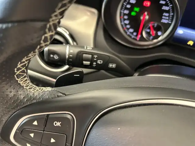 メルセデス・ベンツ ＧＬＡ２２０ 4マチック 岡山県 2018(平30)年 5.1万km ポーラホワイト メルセデス純正コマンドナビ/Ｒカメラ/ＥＳＰ/アクティブセーフティー/アテンションアシスト/ブラインドスポットアシスト/レーンキープアシスト/パワーテールゲート/フットオープナー/レザーシート/ＥＴＣ/ＰＤＣ/ＬＥＤヘッドライト/Ｂｌｕｅｔｏｏｔｈ/アップルカープレイ/アンドロイドオート/フルセグＴＶ/ＵＳＢ/純正18インチアルミ/シートヒーター