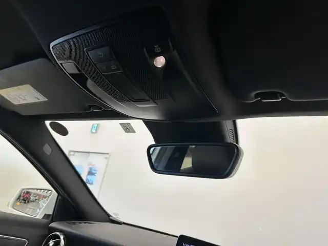 メルセデス・ベンツ ＧＬＡ２２０ 4マチック 岡山県 2018(平30)年 5.1万km ポーラホワイト メルセデス純正コマンドナビ/Ｒカメラ/ＥＳＰ/アクティブセーフティー/アテンションアシスト/ブラインドスポットアシスト/レーンキープアシスト/パワーテールゲート/フットオープナー/レザーシート/ＥＴＣ/ＰＤＣ/ＬＥＤヘッドライト/Ｂｌｕｅｔｏｏｔｈ/アップルカープレイ/アンドロイドオート/フルセグＴＶ/ＵＳＢ/純正18インチアルミ/シートヒーター