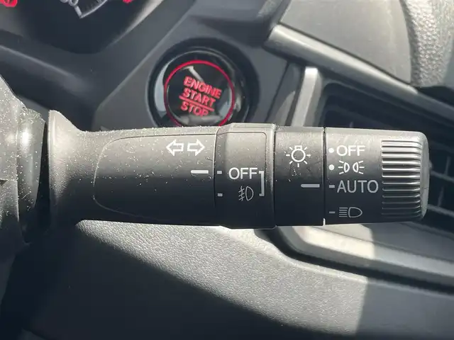 ホンダ ＷＲ－Ｖ Z 滋賀県 2024(令6)年 0.3万km ブリリアントスポーティブルーメタリック2トーン ワンオーナー/9型ディスプレイオーディオ/・Bluetooth/フルセグ/バックカメラ/革巻きステアリング/ステアリングリモコン/パドルシフト/ETC/前後ドライブレコーダー/LEDヘッドライト/オートリトラミラー/シートリフター/ホンダセンシング/・車線維持支援システム（LKAS)/・アダプティブクルーズコントロール/・オートハイビーム/・衝突軽減ブレーキ（CMBS）/・踏み間違い衝突軽減システム/・路外逸脱抑制機能/・歩行者事故低減ステアリング/・先行車発進お知らせ機能/・標識認識機能/・パーキングセンサーシステム/スマートキー