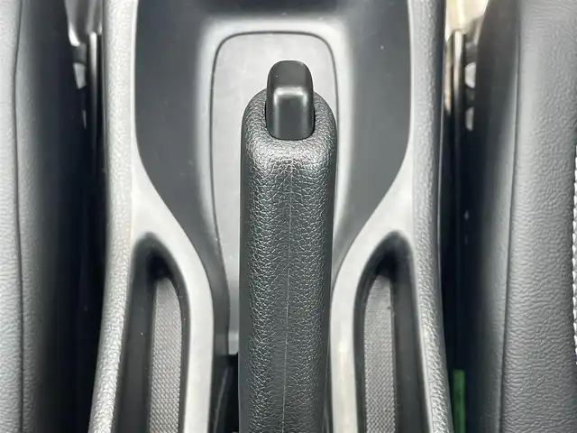 ホンダ ＷＲ－Ｖ Z 滋賀県 2024(令6)年 0.3万km ブリリアントスポーティブルーメタリック2トーン ワンオーナー/9型ディスプレイオーディオ/・Bluetooth/フルセグ/バックカメラ/革巻きステアリング/ステアリングリモコン/パドルシフト/ETC/前後ドライブレコーダー/LEDヘッドライト/オートリトラミラー/シートリフター/ホンダセンシング/・車線維持支援システム（LKAS)/・アダプティブクルーズコントロール/・オートハイビーム/・衝突軽減ブレーキ（CMBS）/・踏み間違い衝突軽減システム/・路外逸脱抑制機能/・歩行者事故低減ステアリング/・先行車発進お知らせ機能/・標識認識機能/・パーキングセンサーシステム/スマートキー
