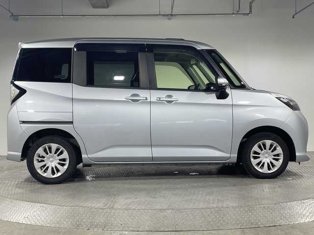 トヨタ タンク G 神奈川県 2020(令2)年 2.8万km ブライトシルバーM トヨタセーフティセンス/・プリクラッシュセーフティ/・オートマチックハイビーム/純正ナビ/・BT/フルセグTV/SD/CD/DVD/AM/FM/バックカメラ/ETC/両側電動スライドドア/アイドリングストップ機能/コーナーセンサー/ヘッドライトレベライザー/ステアリングスイッチ/クルーズコントロール/スマートキー/スペアキー(1本)/プッシュスタートボタン/電動格納ミラー/ウィンカーミラー/フォグランプ/純正フロアマット/純正ドアバイザー