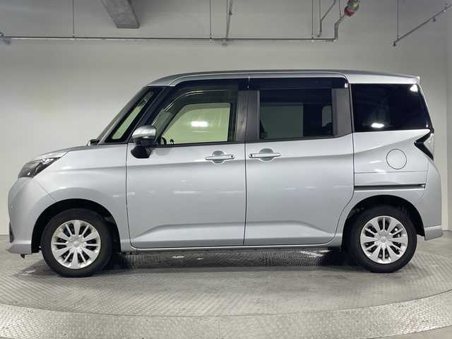トヨタ タンク G 神奈川県 2020(令2)年 2.8万km ブライトシルバーM トヨタセーフティセンス/・プリクラッシュセーフティ/・オートマチックハイビーム/純正ナビ/・BT/フルセグTV/SD/CD/DVD/AM/FM/バックカメラ/ETC/両側電動スライドドア/アイドリングストップ機能/コーナーセンサー/ヘッドライトレベライザー/ステアリングスイッチ/クルーズコントロール/スマートキー/スペアキー(1本)/プッシュスタートボタン/電動格納ミラー/ウィンカーミラー/フォグランプ/純正フロアマット/純正ドアバイザー