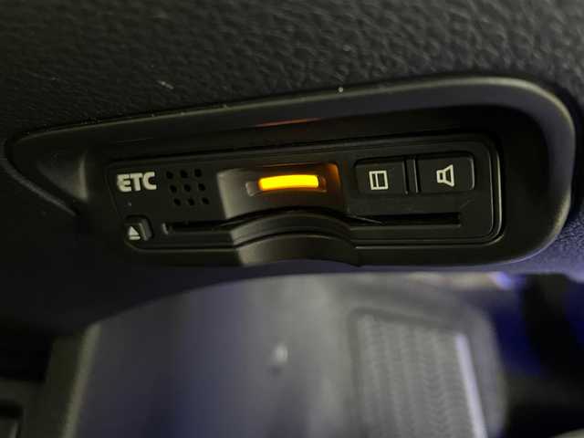 ホンダ ヴェゼル ハイブリッド X Lパッケージ 岩手県 2015(平27)年 9.6万km ティンテッドシルバーM ワンオーナー/４WD/ルーフレール/クルーズコントロール/パドルシフト/シティブレーキアクティブシステム/横滑り防止装置/オートブレーキホールド/シートヒーター/チップアップリヤシート/熱線入りフロントウインドウ/ヒーテッドドアミラー/純正ナビ/フルセグTV/HDMI入力/ステアリングスイッチ/バックカメラ/ドライブレコーダー/ETC/LEDヘッドライト/純正17インチアルミホイール