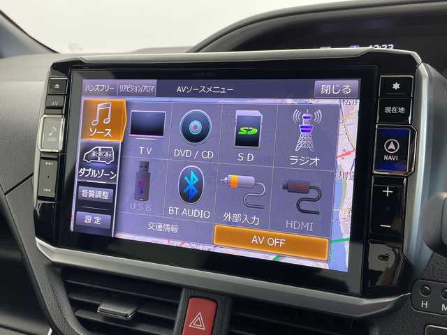 トヨタ ヴォクシー ZS 煌Ⅱ 新潟県 2019(平31)年 7万km ブラック ＡＬＰＩＮＥ製メモリナビ（Bluetooth・CD・DVD・USB）/フリップダウンモニター　/ワンオーナー　/両側パワースライドドア　/バックカメラ　/フルセグ　/衝突被害軽減システム　/前後コーナーセンサー　/ALPINE製前方ドライブレコーダー/LEDオートライト　/オートマチックハイビーム/後席オートエアコン/アイドリングストップ/MTモード付AT/ECOモード/スマートキー/純正フロアマット/純正１６インチアルミホイール