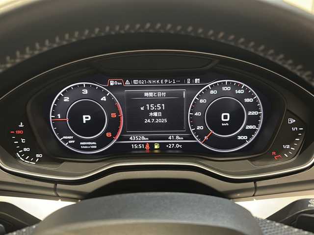 アウディ Ｑ５ 40TDIクワトロ スポーツ 新潟県 2019(令1)年 4.4万km ミトスブラックメタリック Sラインパッケージ/Assistsnce＆Safety/・アダプティブクルーズコントロール/・アクティブレーンアシスト/・ターンアシスト/・エグジットワーニング/・アウディサイドアシスト/・リヤクロストラフィックアシスト/・パークアシスト/・アウディホールドアシスト/・サラウンドビューカメラ/・アウディプレセンスシティ/・アウディプレセンスリヤ/・アドバンストキーシステム/Performanceパッケージ/・ダイナミックサスペンション/・アウディドライブセレクト/・スタートストップシステム/MMiナビゲーション/・AM/FM/TV/DVD/Apple Car Play/BT/Audi Connect/バーチャルコックピット/スポーツシート（フロント）/・電動調節機能（フロント）/LEDマトリックスヘッドライト/純正19インチAW