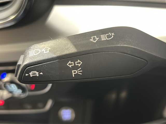アウディ Ｑ５ 40TDIクワトロ スポーツ 新潟県 2019(令1)年 4.4万km ミトスブラックメタリック Sラインパッケージ/Assistsnce＆Safety/・アダプティブクルーズコントロール/・アクティブレーンアシスト/・ターンアシスト/・エグジットワーニング/・アウディサイドアシスト/・リヤクロストラフィックアシスト/・パークアシスト/・アウディホールドアシスト/・サラウンドビューカメラ/・アウディプレセンスシティ/・アウディプレセンスリヤ/・アドバンストキーシステム/Performanceパッケージ/・ダイナミックサスペンション/・アウディドライブセレクト/・スタートストップシステム/MMiナビゲーション/・AM/FM/TV/DVD/Apple Car Play/BT/Audi Connect/バーチャルコックピット/スポーツシート（フロント）/・電動調節機能（フロント）/LEDマトリックスヘッドライト/純正19インチAW