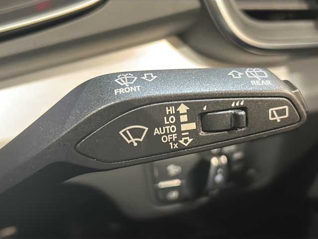 アウディ Ｑ５ 40TDIクワトロ スポーツ 新潟県 2019(令1)年 4.4万km ミトスブラックメタリック Sラインパッケージ/Assistsnce＆Safety/・アダプティブクルーズコントロール/・アクティブレーンアシスト/・ターンアシスト/・エグジットワーニング/・アウディサイドアシスト/・リヤクロストラフィックアシスト/・パークアシスト/・アウディホールドアシスト/・サラウンドビューカメラ/・アウディプレセンスシティ/・アウディプレセンスリヤ/・アドバンストキーシステム/Performanceパッケージ/・ダイナミックサスペンション/・アウディドライブセレクト/・スタートストップシステム/MMiナビゲーション/・AM/FM/TV/DVD/Apple Car Play/BT/Audi Connect/バーチャルコックピット/スポーツシート（フロント）/・電動調節機能（フロント）/LEDマトリックスヘッドライト/純正19インチAW