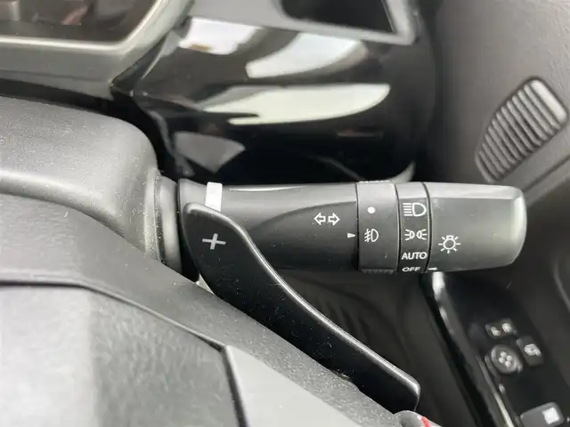 スズキ スペーシア カスタム HYBRID XS ターボ 千葉県 2020(令2)年 3.6万km ブルーイッシュブラックパール3 デュアルセンサーブレーキサポート/純正SDナビ【KXM-E505W】/・CD/DVD/MSV/Bluetooth/フルセグ/バックカメラ/両後パワースライドドア/ハーフレザーシート/運転席シートヒーター/クルーズコントロール/車線逸脱警報/スマートキー/社外前後ドライブレコーダー【ZDR025】/純正ビルトインETC/パドルシフト/コーナーセンサー/純正LEDヘッドライト/フォグランプ/純正15インチアルミホイール/本革巻きステアリング/ドアバイザー/サイド＆カーテンエアバッグ/新車時保証書＆取扱説明書