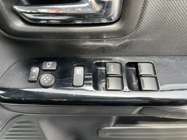 スズキ スペーシア カスタム HYBRID XS ターボ 千葉県 2020(令2)年 3.6万km ブルーイッシュブラックパール3 デュアルセンサーブレーキサポート/純正SDナビ【KXM-E505W】/・CD/DVD/MSV/Bluetooth/フルセグ/バックカメラ/両後パワースライドドア/ハーフレザーシート/運転席シートヒーター/クルーズコントロール/車線逸脱警報/スマートキー/社外前後ドライブレコーダー【ZDR025】/純正ビルトインETC/パドルシフト/コーナーセンサー/純正LEDヘッドライト/フォグランプ/純正15インチアルミホイール/本革巻きステアリング/ドアバイザー/サイド＆カーテンエアバッグ/新車時保証書＆取扱説明書
