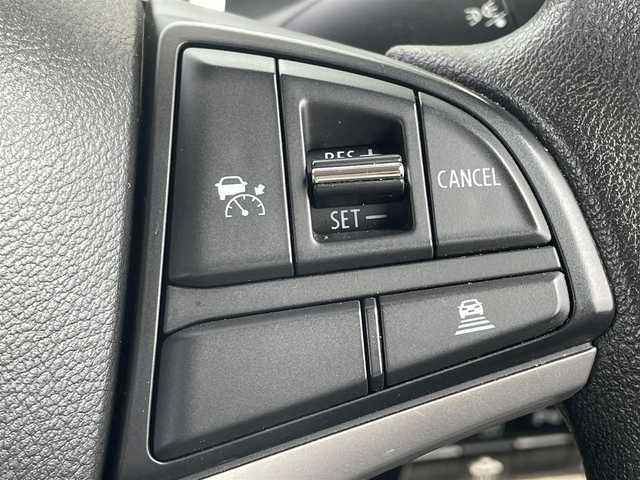 スズキ ソリオ HV MX 和歌山県 2024(令6)年 4.5万km メロウディープレッドパール デュアルカメラブレーキサポート/車線逸脱防止機能/レーダークルーズコントロール/パーキングソナー/左側パワースライドドア/運転席シートヒーター/オートライト/ヘッドライトレベライザー/リアドアサンシェード/純正15インチAW/ドアバイザー/プッシュスタート/スマートキー