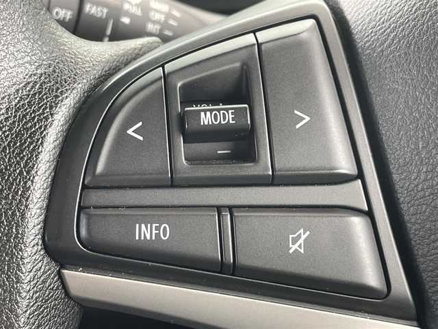 スズキ ソリオ HV MX 和歌山県 2024(令6)年 4.5万km メロウディープレッドパール デュアルカメラブレーキサポート/車線逸脱防止機能/レーダークルーズコントロール/パーキングソナー/左側パワースライドドア/運転席シートヒーター/オートライト/ヘッドライトレベライザー/リアドアサンシェード/純正15インチAW/ドアバイザー/プッシュスタート/スマートキー