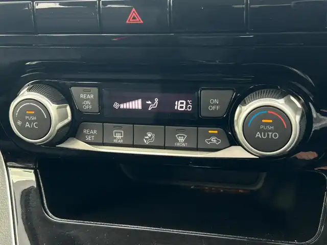 日産 セレナ ハイウェイスター V 大阪府 2020(令2)年 3.3万km ブリリアントホワイトパール 純正ナビ　/  フルセグTV/CD/DVD/Bluetooth/USB　/バックモニター　/後席モニター　/衝突軽減ブレーキ　/ブラインドスポットモニター　/両側パワースライドドア　/クルーズコントロール　/アイドリングストップ　/360°ドライブレコーダー/オートマチックハイビーム　/スマートキー　/全席USBポート/ビルトインＥＴＣ　/ＬＥＤ