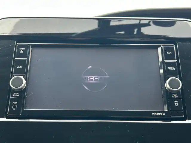日産 セレナ ハイウェイスター V 大阪府 2020(令2)年 3.3万km ブリリアントホワイトパール 純正ナビ　/  フルセグTV/CD/DVD/Bluetooth/USB　/バックモニター　/後席モニター　/衝突軽減ブレーキ　/ブラインドスポットモニター　/両側パワースライドドア　/クルーズコントロール　/アイドリングストップ　/360°ドライブレコーダー/オートマチックハイビーム　/スマートキー　/全席USBポート/ビルトインＥＴＣ　/ＬＥＤ