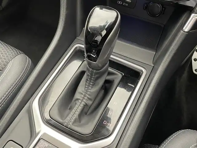 スバル フォレスター ハイブリッド アドバンス 滋賀県 2020(令2)年 4.7万km マグネタイトグレーメタリック 純正8インチナビ/【CD.DVD.Bluetooth.フルセグTV】/バックカメラ/4WD/衝突軽減ブレーキ/レーダークルーズコントロール/レーンキープアシスト/デジタルインナーミラー/ブラインドスポットモニター/前方ドライブレコーダー/コーナーセンサー/電子パーキング/オートブレーキホールド/オートライト/LEDヘッドライト/前席パワーシート/全席シートヒーター/ハーフレザーシート/電動リアゲート/スマートキー/スペアキー