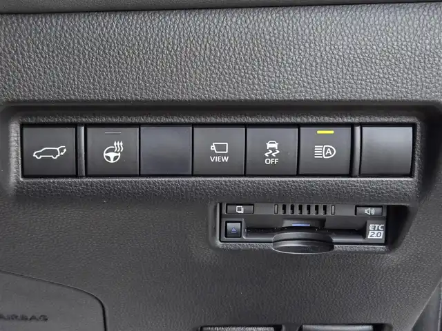 トヨタ ハリアー Z レザーパッケージ 鹿児島県 2020(令2)年 1.1万km ホワイトパールクリスタルシャイン モデリスタエアロ　/社外テール／ブレーキランプ（ネクサスジャパン製）　/社外ダウンサス（ＲＳＲ製Ｔｉ２０００）/社外アルミホイール(Weds/MAVERICK/20インチ)/デジタルインナーミラー　/パノラミックビューモニター　/ＪＢＬプレミアムサウンドシステム/D+N席シートヒーター/D+N席シートベンチレーション/D+N席パワーシート/純正メモリーナビ/Bluetoothオーディオ/パワーバックドア/レーダークルーズコントロール/横滑り防止装置/レーンキープアシスト/前後コーナーセンサー/トヨタセーフティセンス/プッシュスタート/スマートキー/ワンオーナー/純正アルミホイール(18インチ)