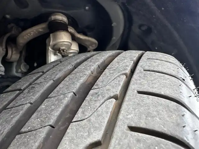 トヨタ クラウン ハイブリッド S Cパッケージ 宮城県 2018(平30)年 3.4万km ホワイトパールクリスタルシャイン セーフティパッケージプラス/・パーキングサポートブレーキ/リアカメラディテクション/・パノラミックビューモニター/・インテリジェントパーキングアシスト2/・カラーヘッドアップディスプレイ/＝＝＝/セーフティセンス/・プリクラッシュセーフティ/・レーントレーシングアシスト/・レーダークルーズコントロール/・オートマチックハイビーム/・ロードサインアシスト/・先行車発進告知機能/ブラインドスポットモニター/リアクロストラフィックオートブレーキ/リアクロストラフィックアラート/純正ナビ/・CD/DVD/・Bluetooth/・フルセグTV/ビルトインETC/ドライブレコーダー/AC100V/100Wコンセント/パワーシート/シートヒーター/ステアリグヒーター/革巻きステアリング/パドルシフト/電動パーキングブレーキ/ブレーキホールド/LEDヘッドランプ/フォグランプ/スマートキー＆プッシュスタート/スペアキー/電動格納ミラー/純正17インチAW/純正フロアマット/純正ドアバイザー/W/サイド/カーテンエアバッグ