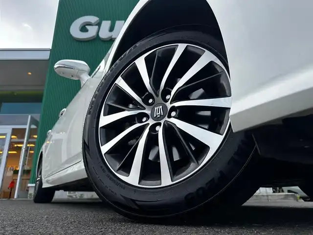 トヨタ クラウン ハイブリッド S Cパッケージ 宮城県 2018(平30)年 3.4万km ホワイトパールクリスタルシャイン セーフティパッケージプラス/・パーキングサポートブレーキ/リアカメラディテクション/・パノラミックビューモニター/・インテリジェントパーキングアシスト2/・カラーヘッドアップディスプレイ/＝＝＝/セーフティセンス/・プリクラッシュセーフティ/・レーントレーシングアシスト/・レーダークルーズコントロール/・オートマチックハイビーム/・ロードサインアシスト/・先行車発進告知機能/ブラインドスポットモニター/リアクロストラフィックオートブレーキ/リアクロストラフィックアラート/純正ナビ/・CD/DVD/・Bluetooth/・フルセグTV/ビルトインETC/ドライブレコーダー/AC100V/100Wコンセント/パワーシート/シートヒーター/ステアリグヒーター/革巻きステアリング/パドルシフト/電動パーキングブレーキ/ブレーキホールド/LEDヘッドランプ/フォグランプ/スマートキー＆プッシュスタート/スペアキー/電動格納ミラー/純正17インチAW/純正フロアマット/純正ドアバイザー/W/サイド/カーテンエアバッグ
