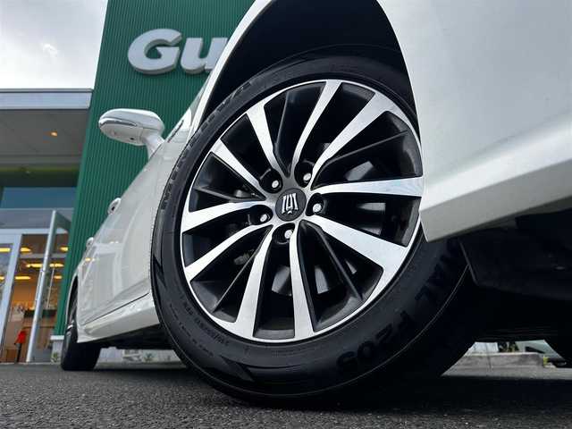 トヨタ クラウン ハイブリッド S Cパッケージ 宮城県 2018(平30)年 3.4万km ホワイトパールクリスタルシャイン セーフティパッケージプラス/・パーキングサポートブレーキ/リアカメラディテクション/・パノラミックビューモニター/・インテリジェントパーキングアシスト2/・カラーヘッドアップディスプレイ/＝＝＝/セーフティセンス/・プリクラッシュセーフティ/・レーントレーシングアシスト/・レーダークルーズコントロール/・オートマチックハイビーム/・ロードサインアシスト/・先行車発進告知機能/ブラインドスポットモニター/リアクロストラフィックオートブレーキ/リアクロストラフィックアラート/純正ナビ/・CD/DVD/・Bluetooth/・フルセグTV/ビルトインETC/ドライブレコーダー/AC100V/100Wコンセント/パワーシート/シートヒーター/ステアリグヒーター/革巻きステアリング/パドルシフト/電動パーキングブレーキ/ブレーキホールド/LEDヘッドランプ/フォグランプ/スマートキー＆プッシュスタート/スペアキー/電動格納ミラー/純正17インチAW/純正フロアマット/純正ドアバイザー/W/サイド/カーテンエアバッグ
