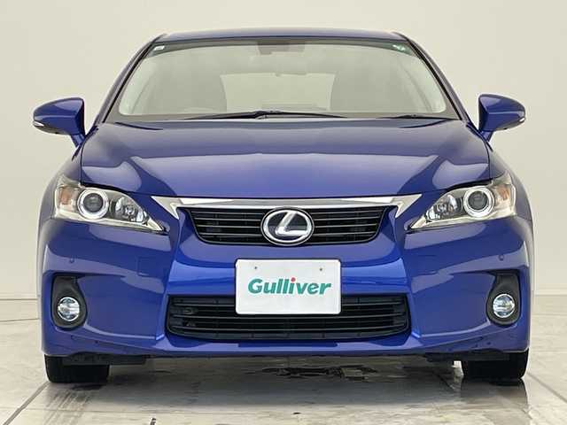 レクサス ＣＴ 200h 愛知県 2013(平25)年 9.2万km エクシードブルーメタリック 純正ナビ/シートヒーター/バックカメラ/コーナーセンサー/純正アルミホイール/LEDヘッドライト/パドルシフト/フルセグ/CD DVD/Bluetooth/ETC/ステアリングスイッチ/スマートキー/プッシュスタート