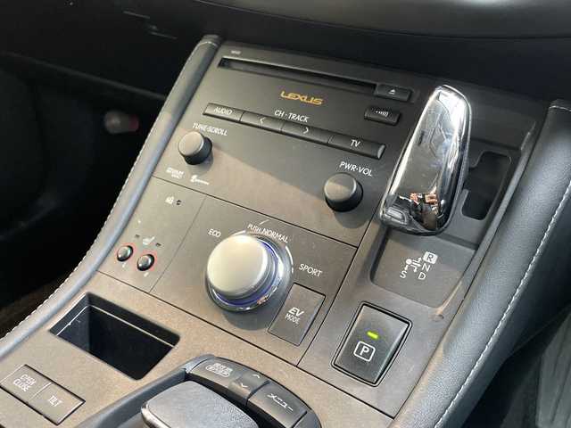 レクサス ＣＴ 200h 愛知県 2013(平25)年 9.2万km エクシードブルーメタリック 純正ナビ/シートヒーター/バックカメラ/コーナーセンサー/純正アルミホイール/LEDヘッドライト/パドルシフト/フルセグ/CD DVD/Bluetooth/ETC/ステアリングスイッチ/スマートキー/プッシュスタート