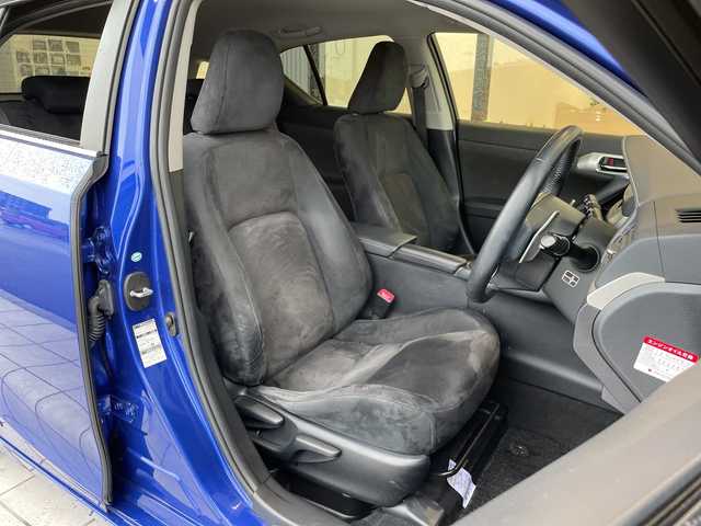 レクサス ＣＴ 200h 愛知県 2013(平25)年 9.2万km エクシードブルーメタリック 純正ナビ/シートヒーター/バックカメラ/コーナーセンサー/純正アルミホイール/LEDヘッドライト/パドルシフト/フルセグ/CD DVD/Bluetooth/ETC/ステアリングスイッチ/スマートキー/プッシュスタート