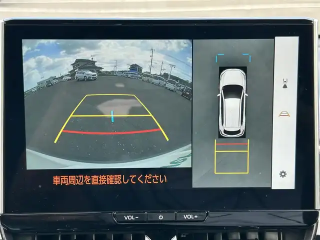トヨタ カローラ クロス ハイブリッド Z 熊本県 2025(令7)年 0.7万km アティチュードブラックマイカ/プラチナホワイトパールマイカ パノラマルーフ/純正10.5インチディスプレイオーディオ/（Bluetooth/フルセグTV）/パノラミックビューモニター/ブラインドスポットモニター/電動リアゲート/レーダークルーズコントロール/LEDヘッドライト/ハーフレザーシート/シートヒーター/純正18インチナビ/スマートキー/ETC2.0