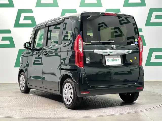 ホンダ Ｎ ＢＯＸ G ホンダセンシング 鹿児島県 2018(平30)年 3.3万km ブリティッシュグリーンP 純正ナビ/(フルセグTV/Bluetooth/DVD/CD)　/バックカメラ　/ドライブレコーダー　/ホンダセンシング/　・衝突軽減ブレーキ/　・誤発進抑制機能/　・路外逸脱抑制機能/　・アダプティブクルーズコントロール/　・先行車発進お知らせ/　・標識認識機能/　・オートハイビーム　/後方コーナーセンサー　/電動格納ミラー/両側スライドドア/チップアップシート/ドアバイザー/LEDヘッドライト/純正フロアマット/スマートキー/プッシュスタート