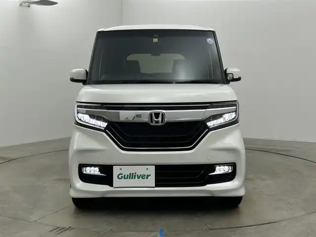 ホンダ Ｎ ＢＯＸ カスタム G L ターボ ホンダセンシング 岡山県 2019(令1)年 4万km プラチナホワイトパール 純正ナビ/【Bluetooth/フルセグTV/CD/DVD/USB接続】/型番:VXM-204VFi/前席シートヒーター/ハーフレザーシート/バックカメラ　/ビルトインＥＴＣ/パドルシフト/両側パワースライドドア/レーダークルーズコントロール/衝突軽減ブレーキシステム/ＬＥＤヘッドライト/LEDフォグランプ/後席サンシェイド/純正フロアマット/純正15インチアルミホイール/プッシュスタート/スマートキー×2/エンジンスターター×1/取扱説明書/ナビ取扱説明書