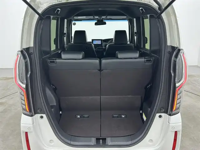 ホンダ Ｎ ＢＯＸ カスタム G L ターボ ホンダセンシング 岡山県 2019(令1)年 4万km プラチナホワイトパール 純正ナビ/【Bluetooth/フルセグTV/CD/DVD/USB接続】/型番:VXM-204VFi/前席シートヒーター/ハーフレザーシート/バックカメラ　/ビルトインＥＴＣ/パドルシフト/両側パワースライドドア/レーダークルーズコントロール/衝突軽減ブレーキシステム/ＬＥＤヘッドライト/LEDフォグランプ/後席サンシェイド/純正フロアマット/純正15インチアルミホイール/プッシュスタート/スマートキー×2/エンジンスターター×1/取扱説明書/ナビ取扱説明書