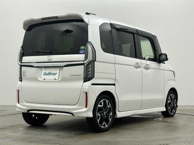 ホンダ Ｎ ＢＯＸ カスタム G L ターボ ホンダセンシング 岡山県 2019(令1)年 4万km プラチナホワイトパール 純正ナビ/【Bluetooth/フルセグTV/CD/DVD/USB接続】/型番:VXM-204VFi/前席シートヒーター/ハーフレザーシート/バックカメラ　/ビルトインＥＴＣ/パドルシフト/両側パワースライドドア/レーダークルーズコントロール/衝突軽減ブレーキシステム/ＬＥＤヘッドライト/LEDフォグランプ/後席サンシェイド/純正フロアマット/純正15インチアルミホイール/プッシュスタート/スマートキー×2/エンジンスターター×1/取扱説明書/ナビ取扱説明書