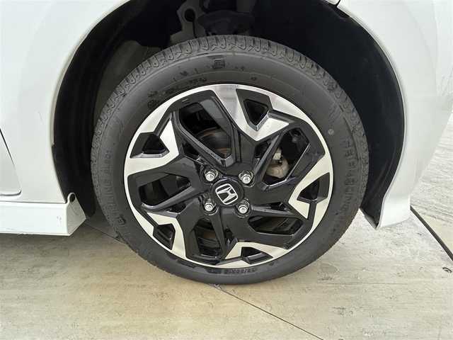 ホンダ Ｎ ＢＯＸ カスタム G L ターボ ホンダセンシング 岡山県 2019(令1)年 4万km プラチナホワイトパール 純正ナビ/【Bluetooth/フルセグTV/CD/DVD/USB接続】/型番:VXM-204VFi/前席シートヒーター/ハーフレザーシート/バックカメラ　/ビルトインＥＴＣ/パドルシフト/両側パワースライドドア/レーダークルーズコントロール/衝突軽減ブレーキシステム/ＬＥＤヘッドライト/LEDフォグランプ/後席サンシェイド/純正フロアマット/純正15インチアルミホイール/プッシュスタート/スマートキー×2/エンジンスターター×1/取扱説明書/ナビ取扱説明書